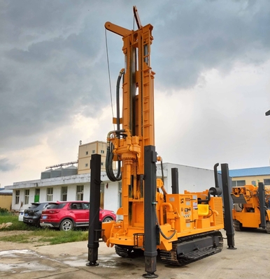 DTH Pneumatic Bore Hole Drilling Rig With Crawler Chassis Multifunctional