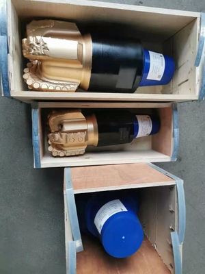 5 Blades Steel Polycrystalline Diamond Drill Bits For Water Well Drilling