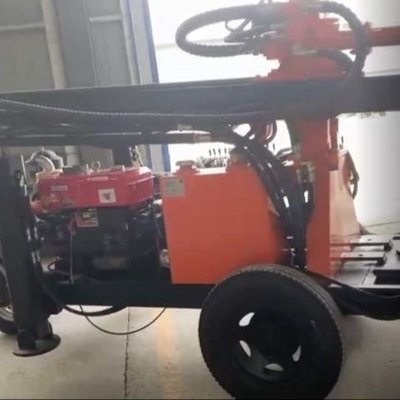 Trailer Mounted Gl130t Water Well Drill Rig 130m Capacity Air Compressor Drilling