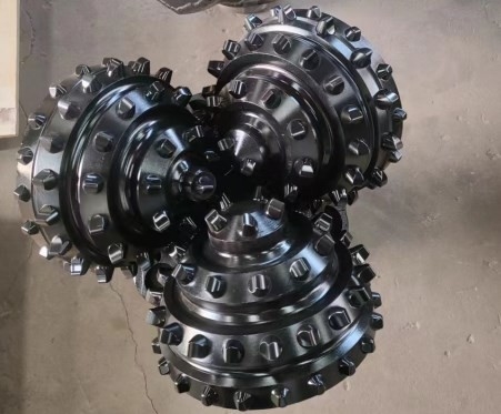 17 1 /2'' Water Well Drilling Tricone Rock Bit Three Cone Bit For Drilling