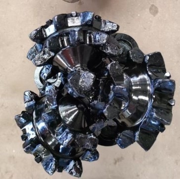 Iadc217 Steel Tooth Tricone Rock Bit For Ore Mining Carbide Soft Limestone